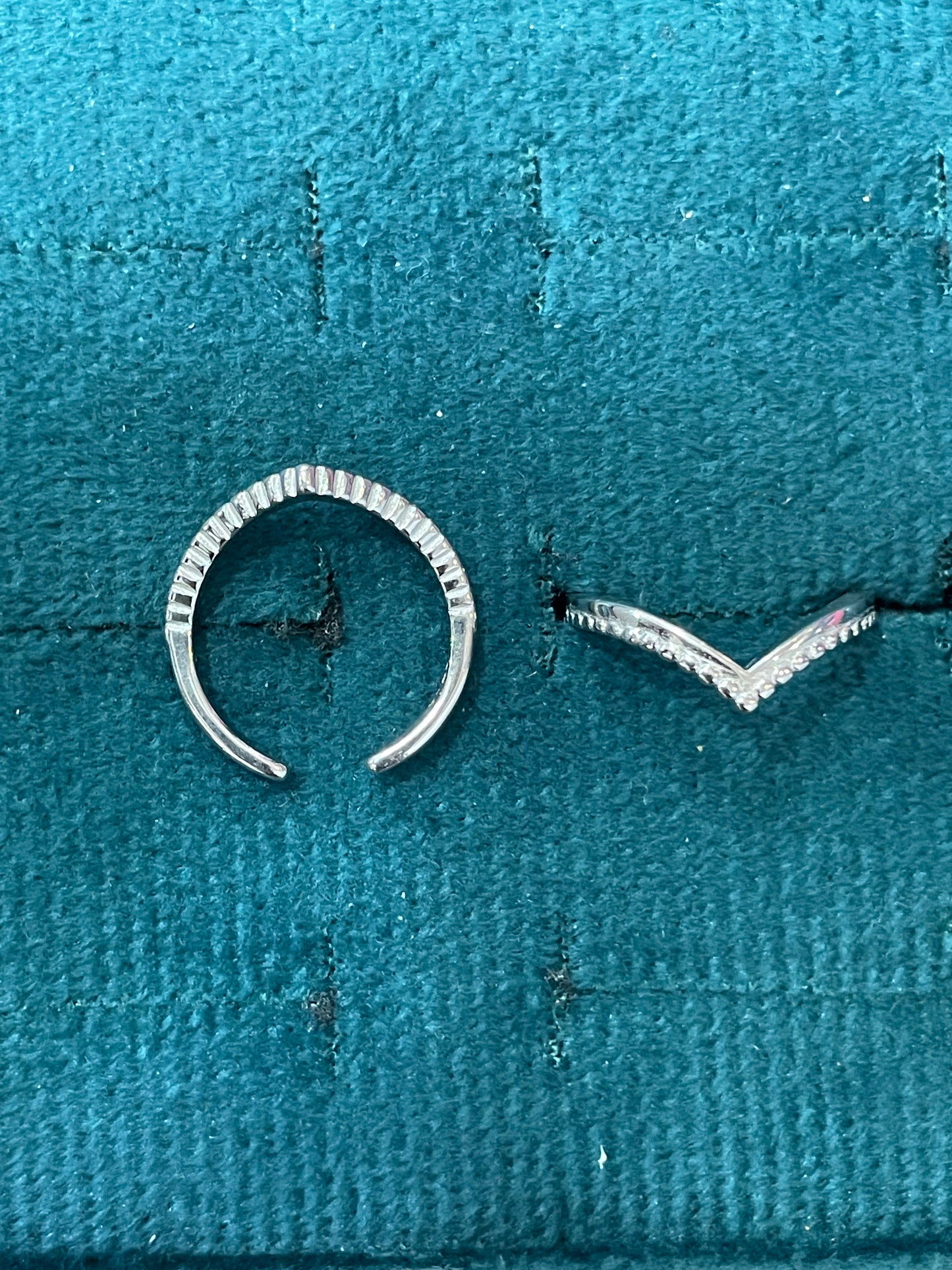 92.5 Silver V Toe Rings | Stylish Elegant Design | Foot Jewellery
