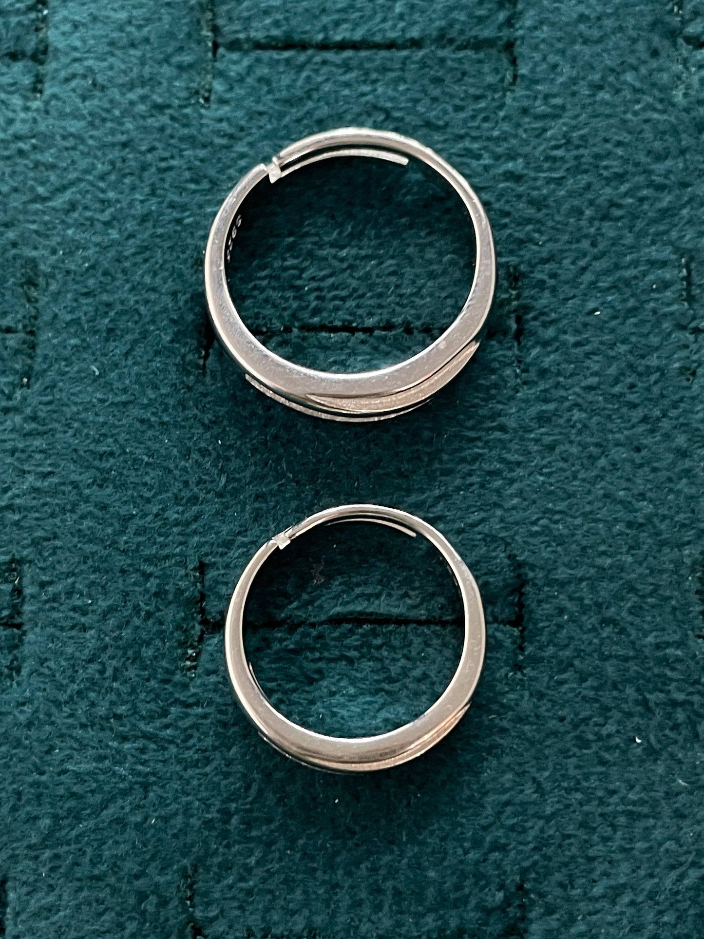 92.5 Silver Diagonal Stone Band Couple Rings | Adjustable Classic Design