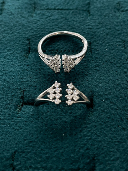 92.5 Silver Stone Cluster Clip Toe Rings for Women | V-Split Double Cluster Design