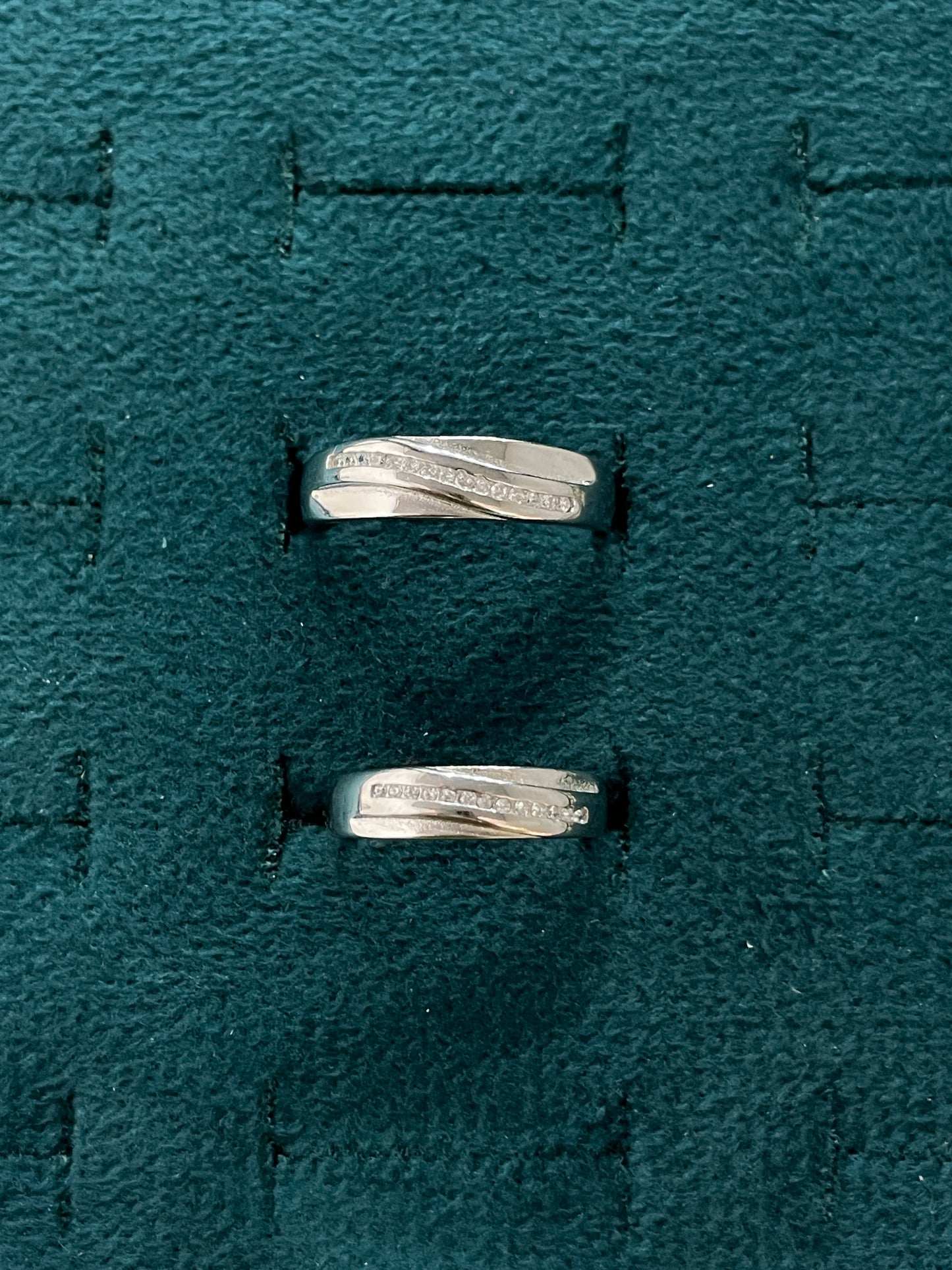 92.5 Silver Diagonal Stone Band Couple Rings | Adjustable Classic Design