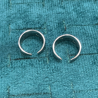 92.5 Sterling Silver Black Enamel & CZ Abstract Pattern Toe Rings for Women | Wide Band Adjustable Open Toe Ring Pair