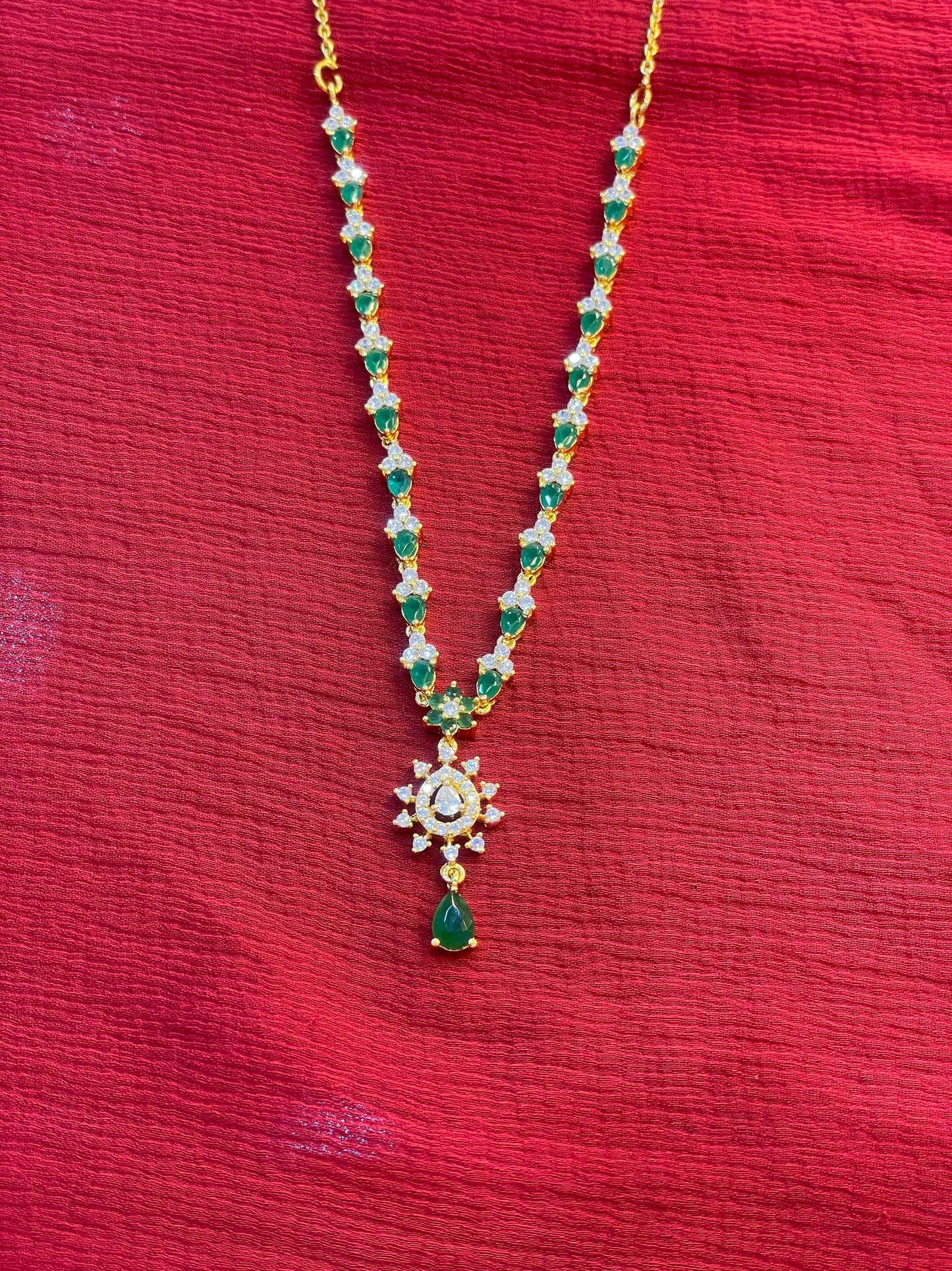 92.5 silver gold plated classic green stone necklace with earrings