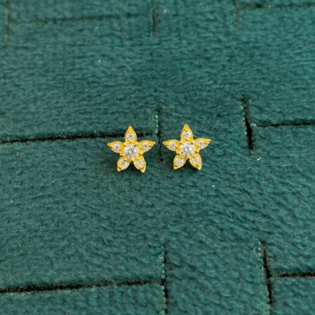 92.5 Silver Gold Plated White CZ Flower Stud Earrings for Women