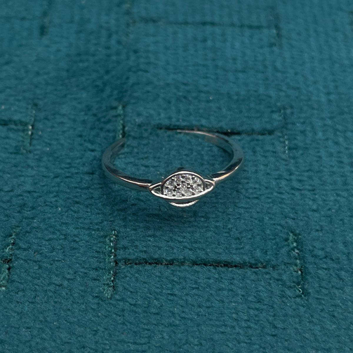 92.5 Sterling Silver Pave CZ Saturn Planet Finger Ring for Women
