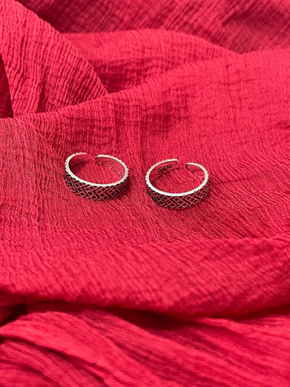 92.5 Silver Oxidised Toe Rings for Women | Traditional Adjustable Daily Wear Jewellery