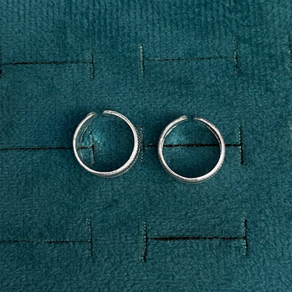 92.5 Silver Oxidised Wave Band Toe Rings