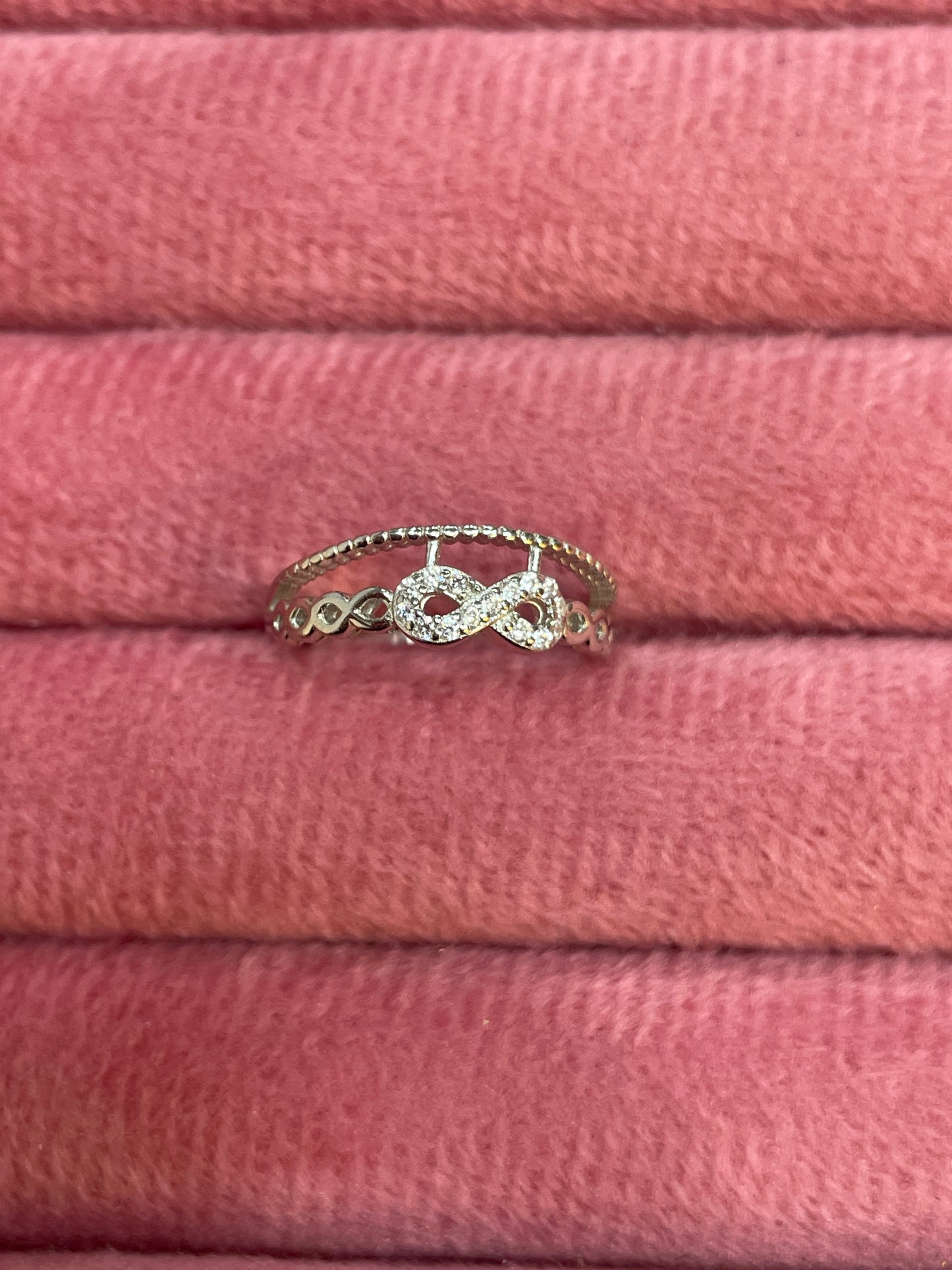 92.5 silver stylish infinity ring size 10
