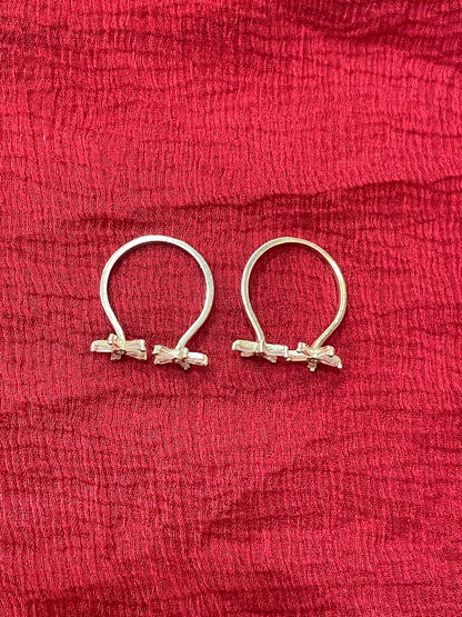 92.5 Silver Flower Toe Rings | Minimal Floral Design | Jewellery