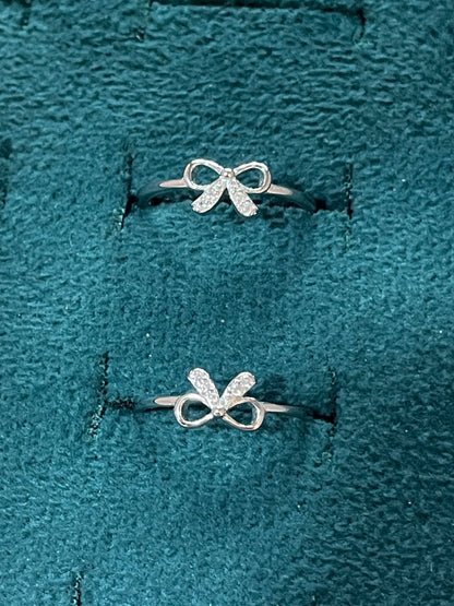 92.5 Sterling Silver Bow Toe Rings for Women | Cute Elegant Design