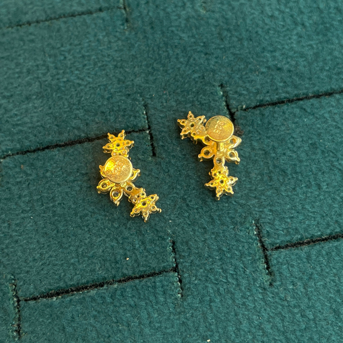 92.5 Silver Gold Plated Triple Flower Stud Earrings Pair