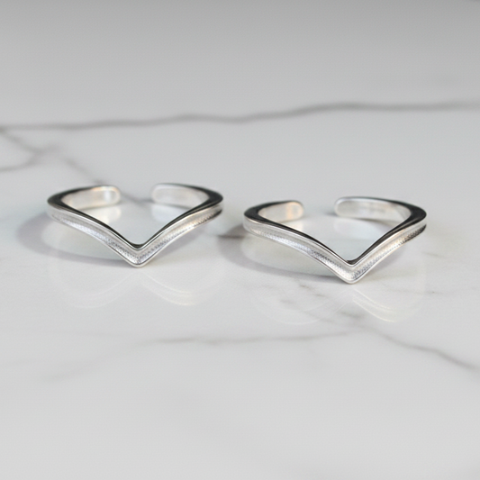92.5 silver stylish classy V toe rings