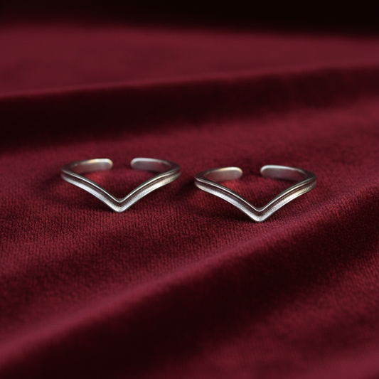 92.5 silver stylish classy V toe rings