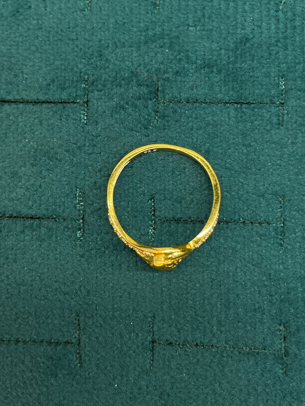 92.5 Silver Gold Plated White CZ Filigree Knot Ring for Women