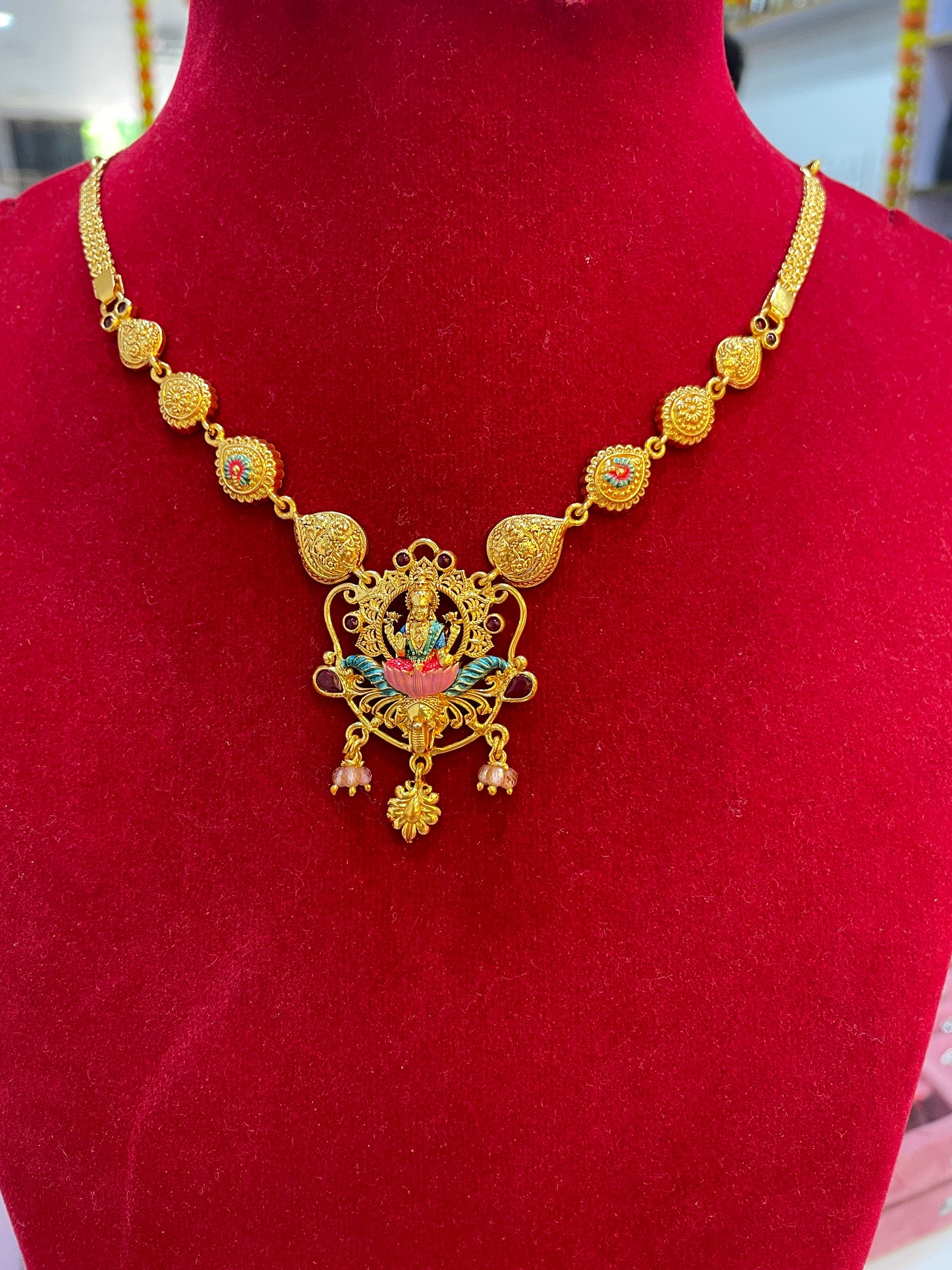 92.5 Silver Gold Plated Lakshmi Temple Pendant Necklace