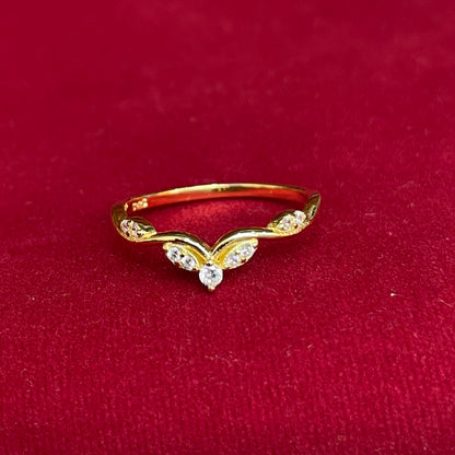92.5 Sterling Silver Gold Plated Marquise Leaf Finger Ring