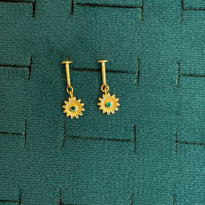 92.5 Silver Gold-Toned Green Stone Sunburst Bugadi Pair