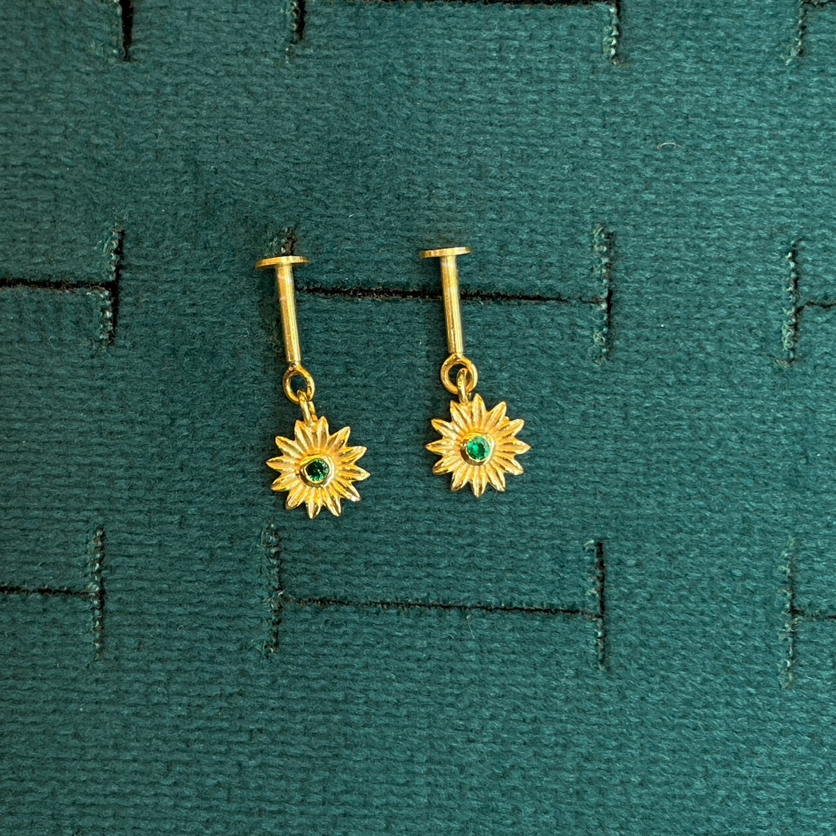 92.5 Silver Gold-Toned Green Stone Sunburst Bugadi Pair