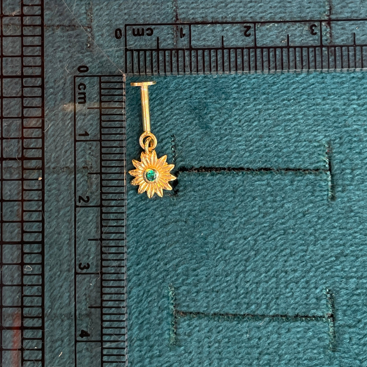 92.5 Silver Gold-Toned Green Stone Sunburst Bugadi Pair