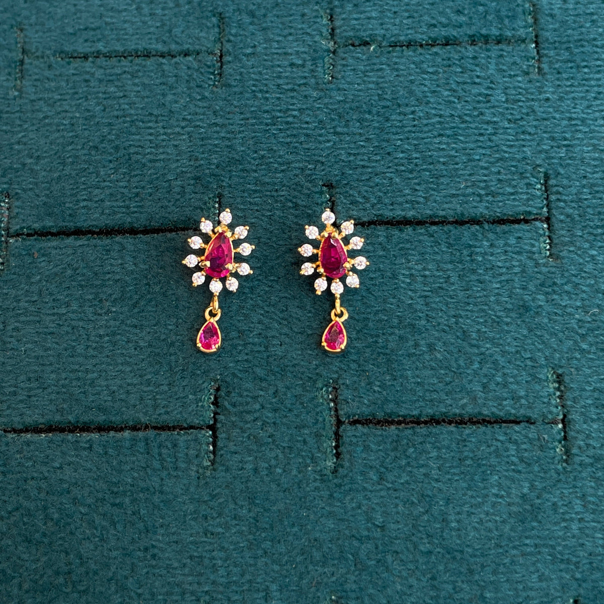 92.5 Silver Gold-Toned Pink Teardrop Earrings Pair