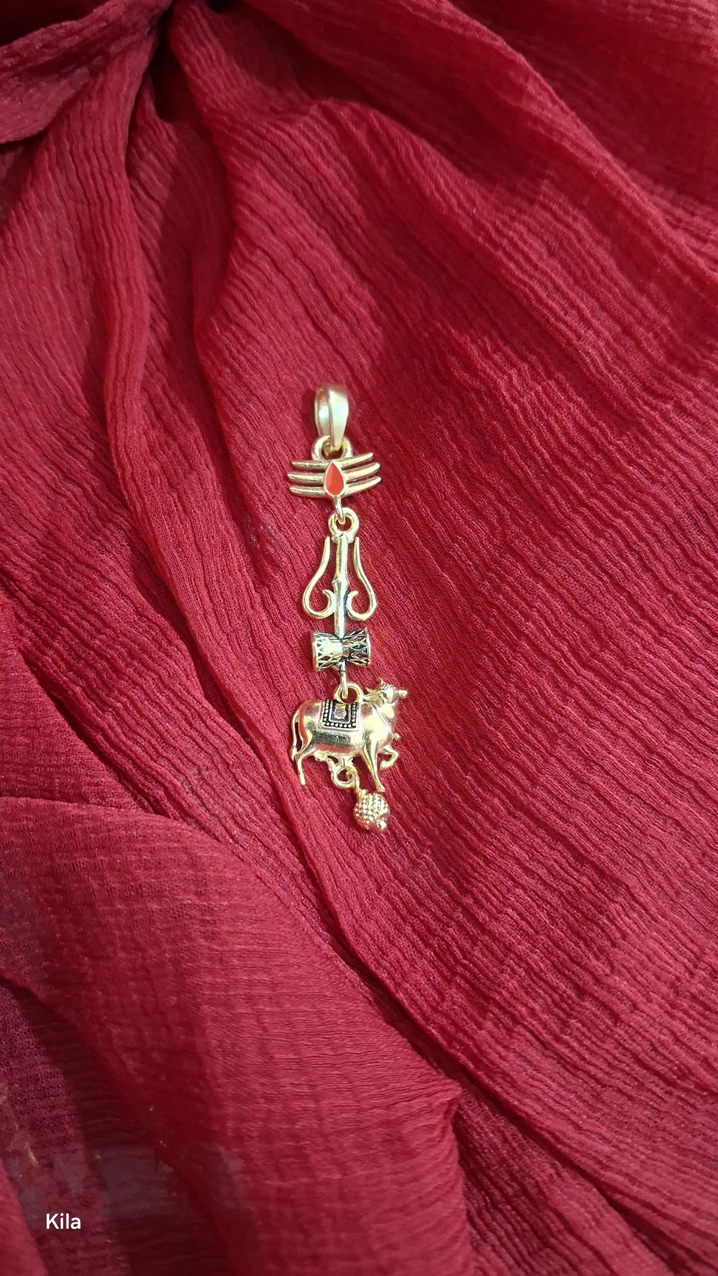 92.5 Silver Gold Plated SSMB Locket | Stylish Celebrity Inspired Design | Elegant Jewellery