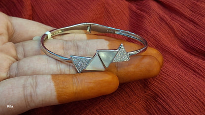 92.5 Silver Triangle Bracelet | Stylish Modern Design | Elegant Jewellery