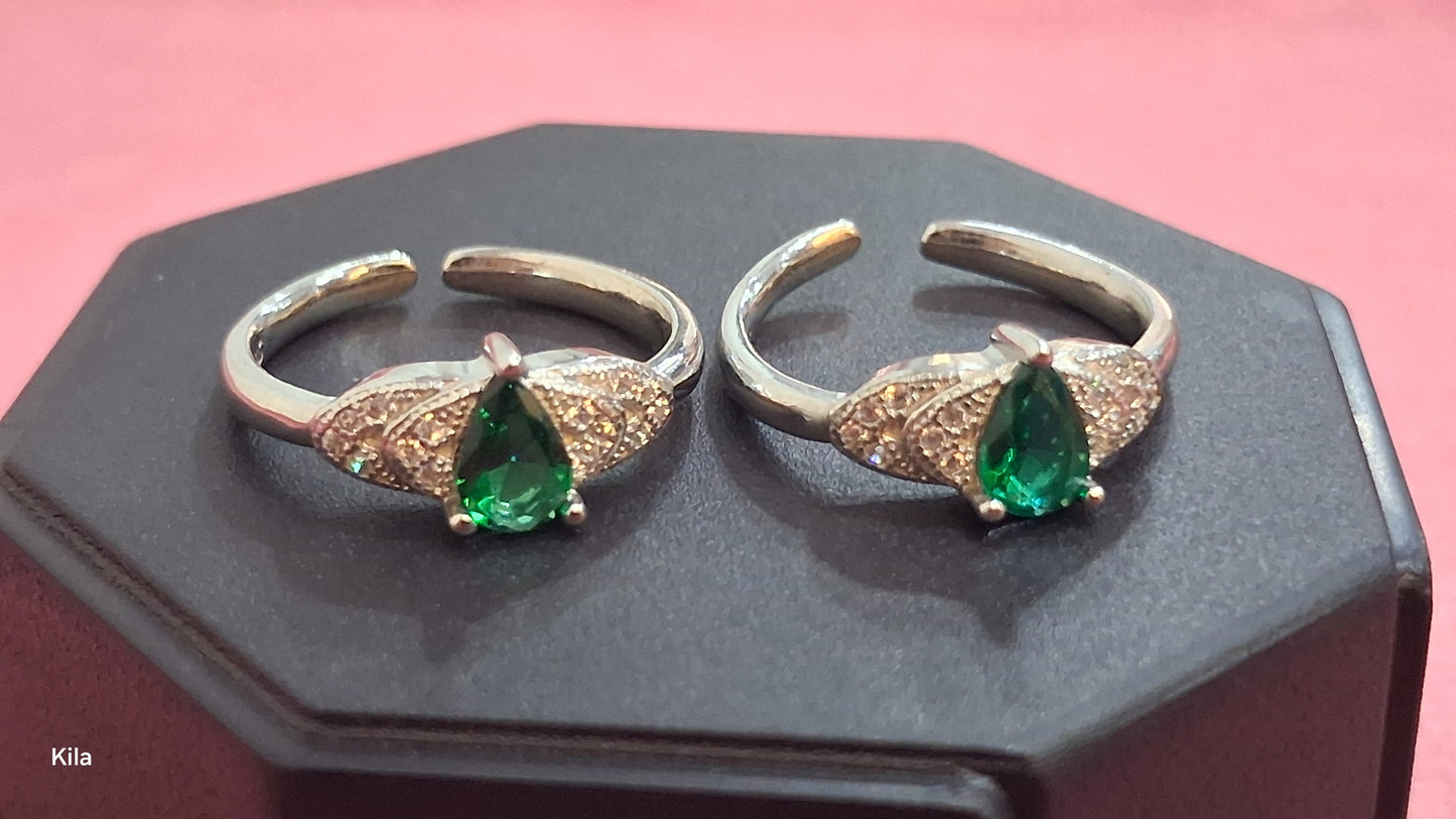 92.5 Silver Green Stone Toe Rings | Premium Stylish Design | Elegant Jewellery