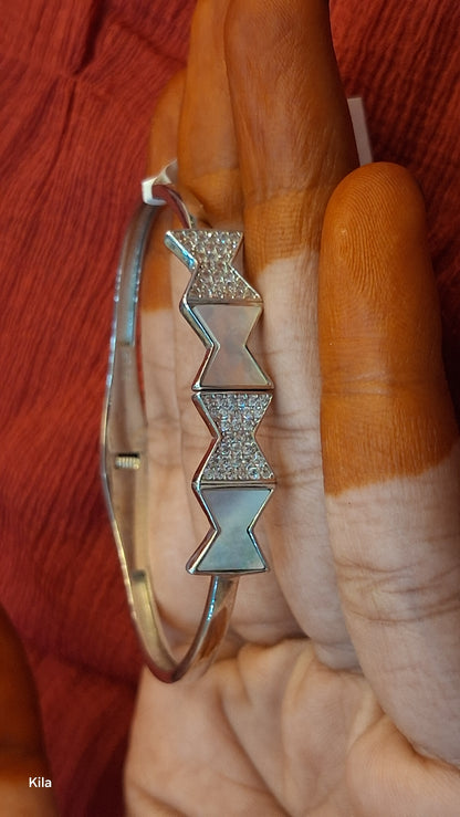92.5 Silver Women Bracelet | Stylish Classic Design | Elegant Jewellery