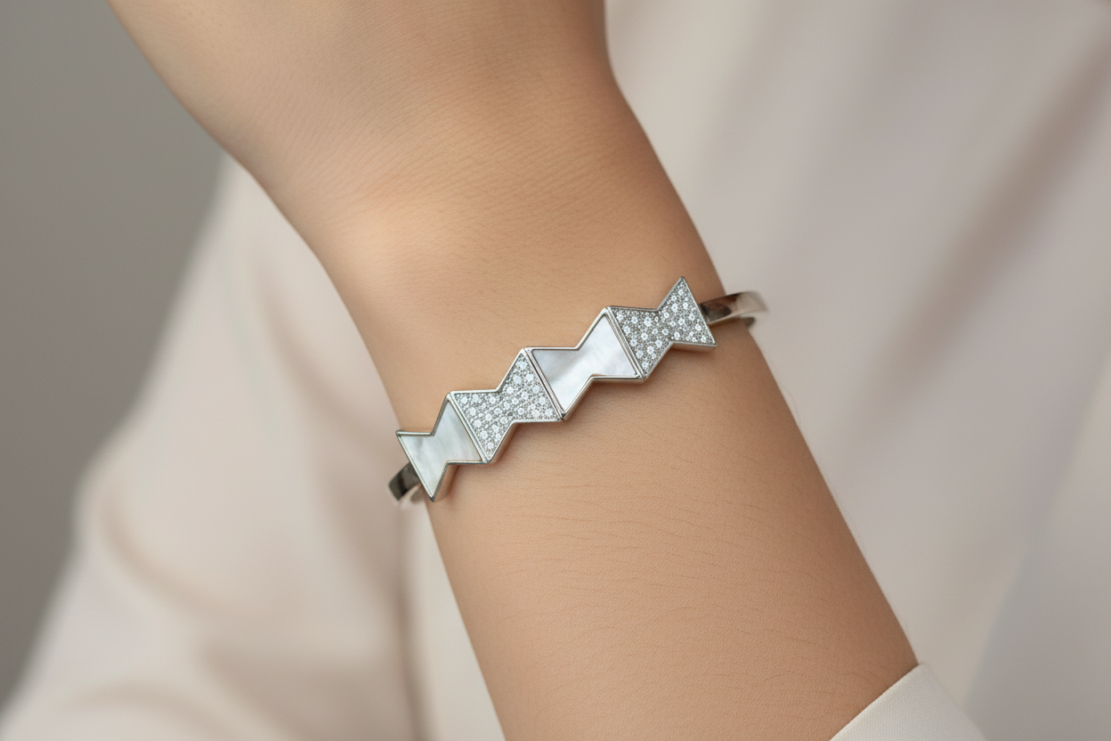 92.5 Silver Women Bracelet | Stylish Classic Design | Elegant Jewellery