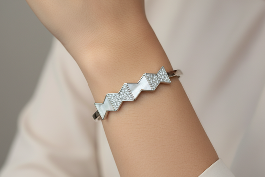 92.5 Silver Women Bracelet | Stylish Classic Design | Elegant Jewellery