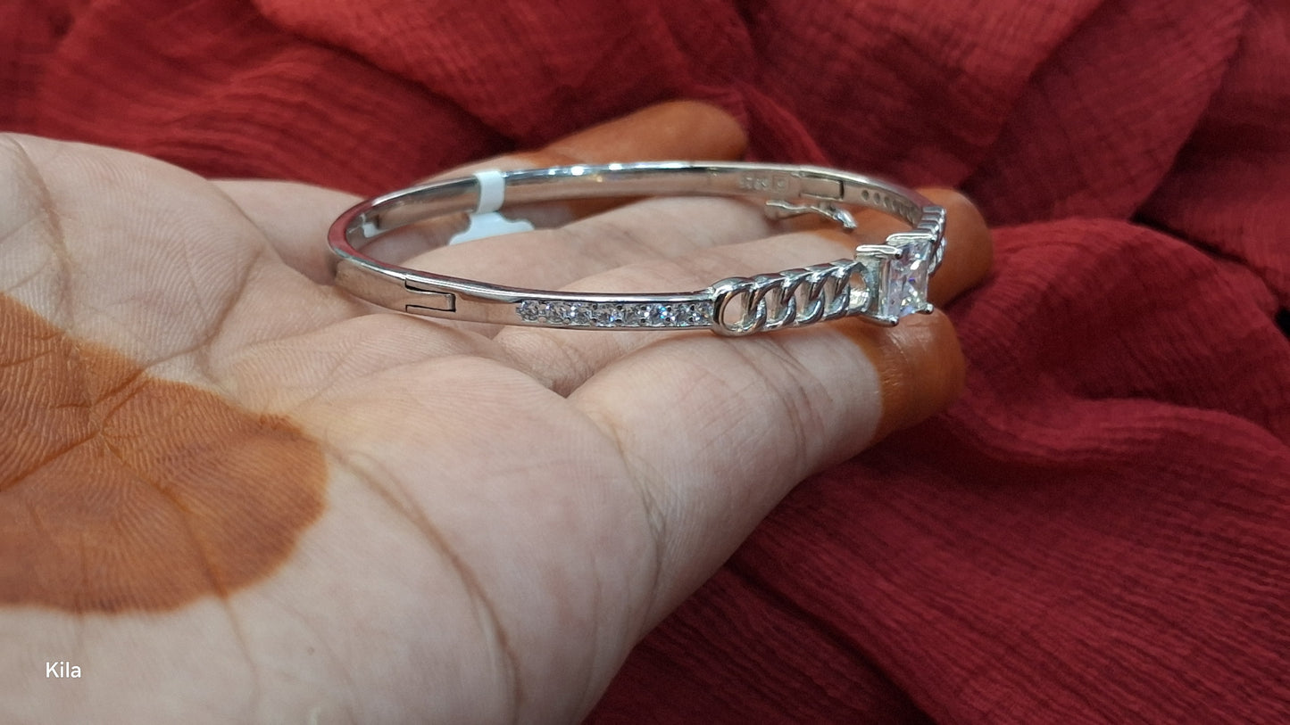 92.5 Silver Women’s Minimal Bracelet | Stylish Elegant Design | Everyday Jewellery