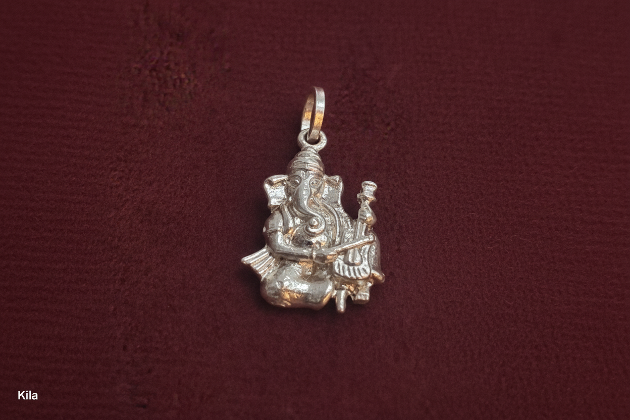 92.5 Silver Ganesha Idol Pendant | Divine Artistic Design | Elegant Jewellery