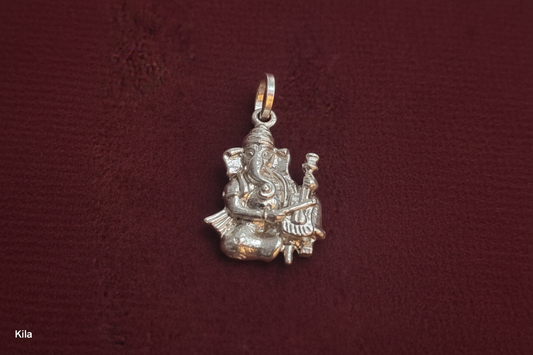 92.5 Silver Ganesha Idol Pendant | Divine Artistic Design | Elegant Jewellery