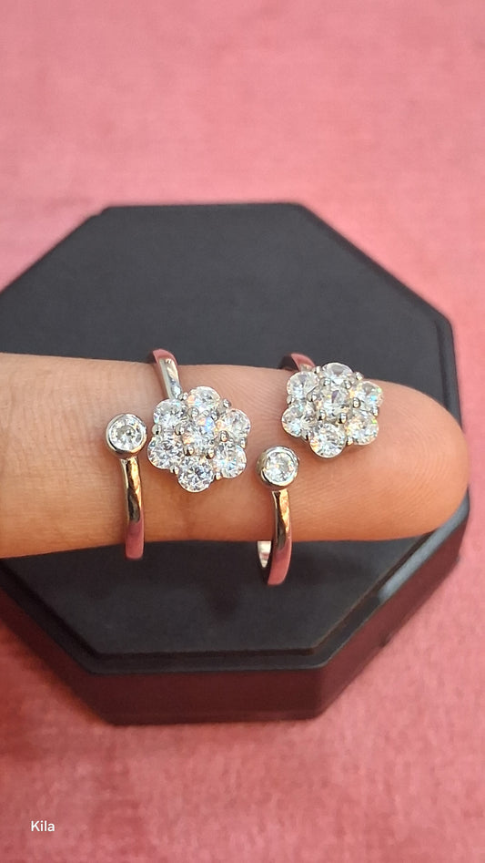 92.5 Silver Flower Toe Rings | Stylish Floral Design | Elegant Jewellery