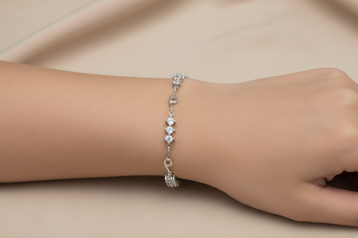92.5 Silver Bracelet | Stylish Minimal Design | Elegant Jewellery
