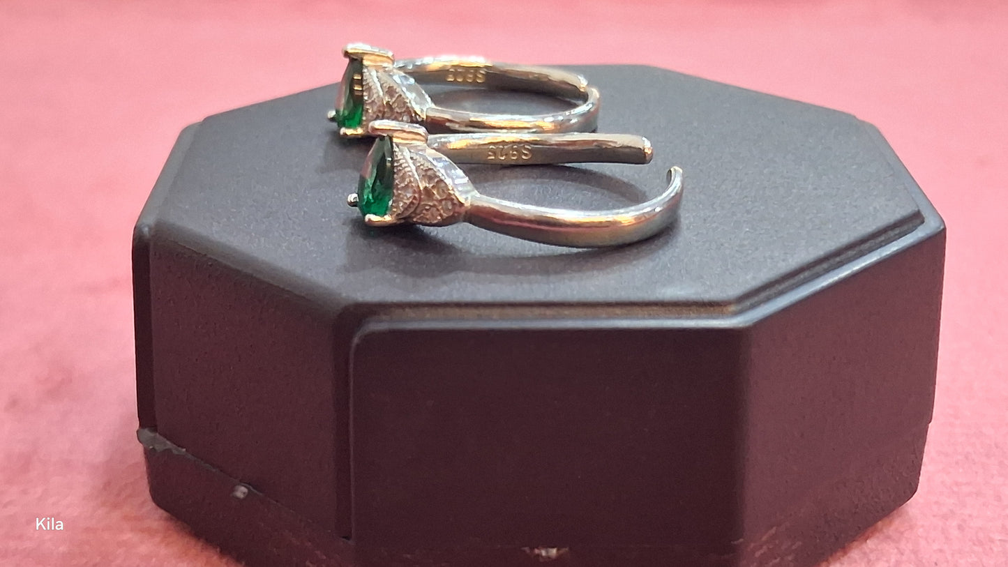 92.5 Silver Green Stone Toe Rings | Premium Stylish Design | Elegant Jewellery