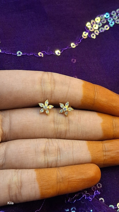 Flower Nose Pin (Single Piece) | Stylish Floral Design | Elegant Jewellery