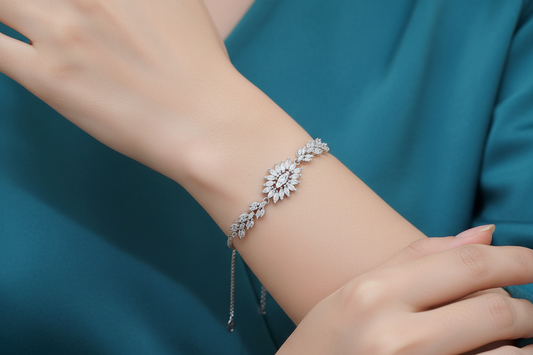 92.5 Silver Bracelet | Stylish Minimal Design | Elegant Jewellery