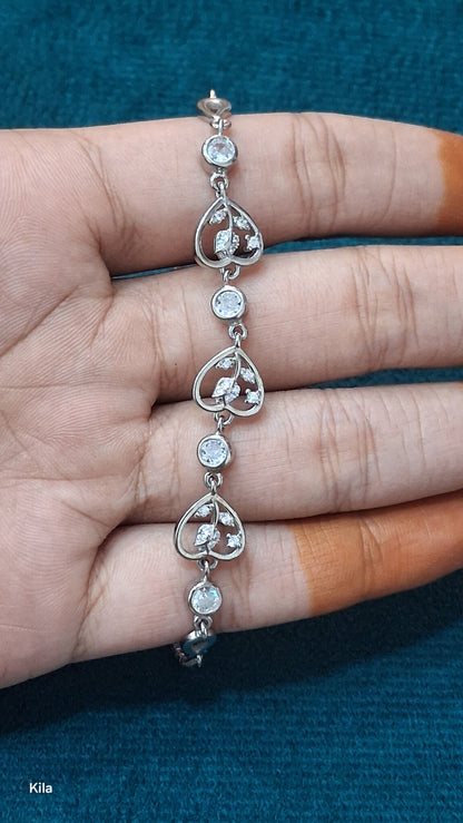 92.5 Silver Heart Bracelet | Stylish Premium Romantic Design | Elegant Jewellery