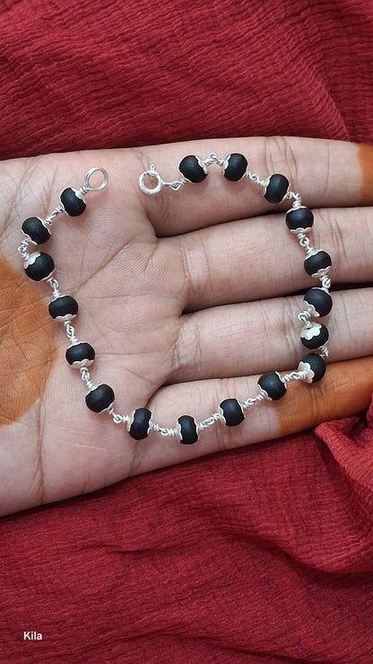 92.5 Silver karungali bracelet - Plain Silver Caps