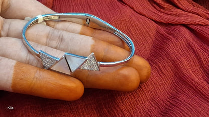 92.5 Silver Triangle Bracelet | Stylish Modern Design | Elegant Jewellery